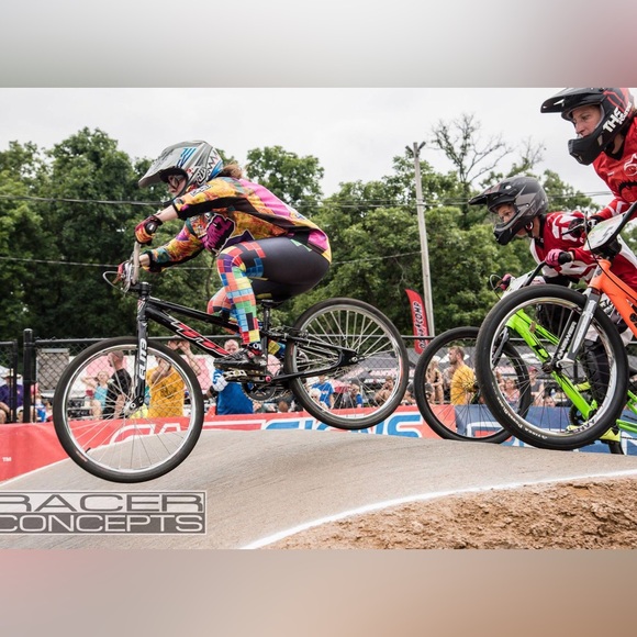 Meet your Posher, Andrea - Picture 8 of 15